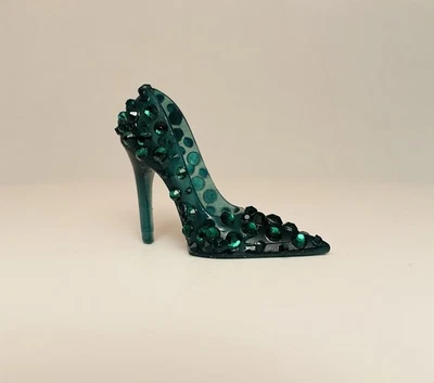 1 пара уникальных городских насосов с заостренным носком Emerald и черная коробка для обуви - FR6/NuFace - Изображение 1 из 4