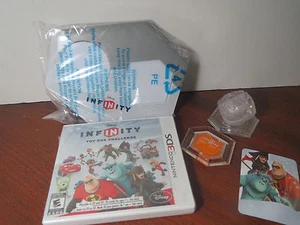 Disney Infinity 2.0 Nintendo 3DS Game and Base - NEW, No Box - Picture 1 of 2