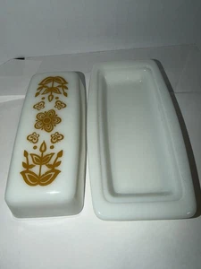 Vintage Pyrex Covered Butter Dish - "Butterfly Gold" - Picture 1 of 7