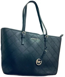 MICHAEL KORS SHOULDER HOBO TRAVEL TOTE HANDBAG BLACK QUILTED LEATHER ZIP - Picture 1 of 10