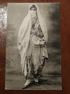 CPA ALGERIE - SCENES ET TYPES - n° 377 - femme mauresque d'alger - Imagen 1 de 2