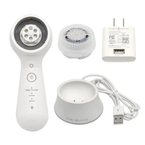 Dispositivo inteligente antienvejecimiento y limpieza de la piel Clarisonic Mia blanco - Imagen 1 de 10