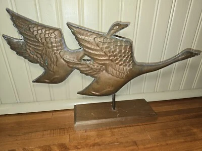 Par de gansos voladores de cobre antiguos originales veleta cubierta 3 dimensiones 16X9 Foto 1 de 4