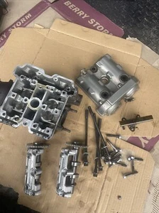Suzuki SV650s  Cylinder Head Cams Valves  Front   1999-2002 Oem Low , Low Kms - Picture 1 of 11