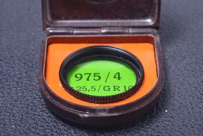 ✅ ZEISS GREEN 10 25.5MM 975/4 FILTER GENUINE VINTAGE LENS W/ ORIGINAL CASE 21-1 - Image 1 of 3