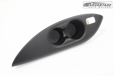 2017-2021 NISSAN ARMADA ЗАДНИЙ 3-Й РЯД ЛЕВЫЙ ПОДСТАКАННИК КРЫШКА ОБОДОК OEM - Изображение 1 из 4