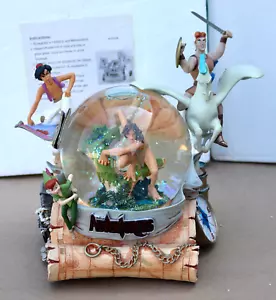 Seltene Disney Adventures Aladdin Herkules Tarzan musikalische Schneekugel 8,5" mit Box - Bild 1 von 13