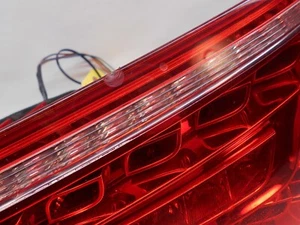 2010-12 Audi Q5 SUV. Righft Side Taillight OEM 8R0945094B DX0500 - Picture 1 of 7