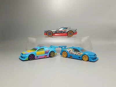 Hot Wheels AMAZOOM & RALLY CAT Diecast Car Set Blue Gray 1/64 Rainbow Callahan - Image 1 of 4
