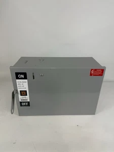 Enchufe de bus interruptor de bus Square D PQ3610G I-Line, 100 amperios, 3P, 3 cables 600V, tierra - Imagen 1 de 11