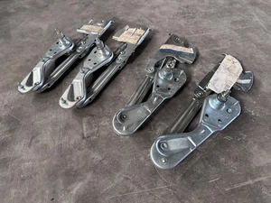 NOS Mercedes W124 S124 C124 A124 Motorhaube Scharnier L+R Engine Hood Hinge OEM - Bild 1 von 23