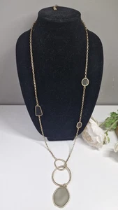 Collana con ciondolo lungo tono oro Invidia - Foto 1 di 7