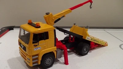 2002 MAN flatbed rollback tow truck crane wrecker by Bruder large 1/16 - Image 1 of 4