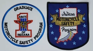 2 Vintage Indiana Abate Aufnäher neu aus altem Lagerbestand 4 Zoll Motorrad Sicherheitsprogramm Absolvent  - Bild 1 von 7