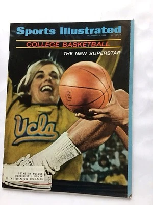 1966 Sports Illustrated UCLA Bruins LEW ALCINDOR 1st COVER KAREEM ABDUL JABBAR - Image 1 of 2