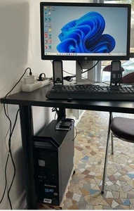 Ordinateur de bureau Lenovo Xeon | SSD + HDD | 16 Go RAM | Écran 21.5’’ Window11 - Photo 1/5