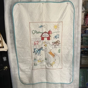 Vintage Old MacDonald’s Farm Cross Stitch Toddler Bed Baby Bed Quilt - Picture 1 of 7