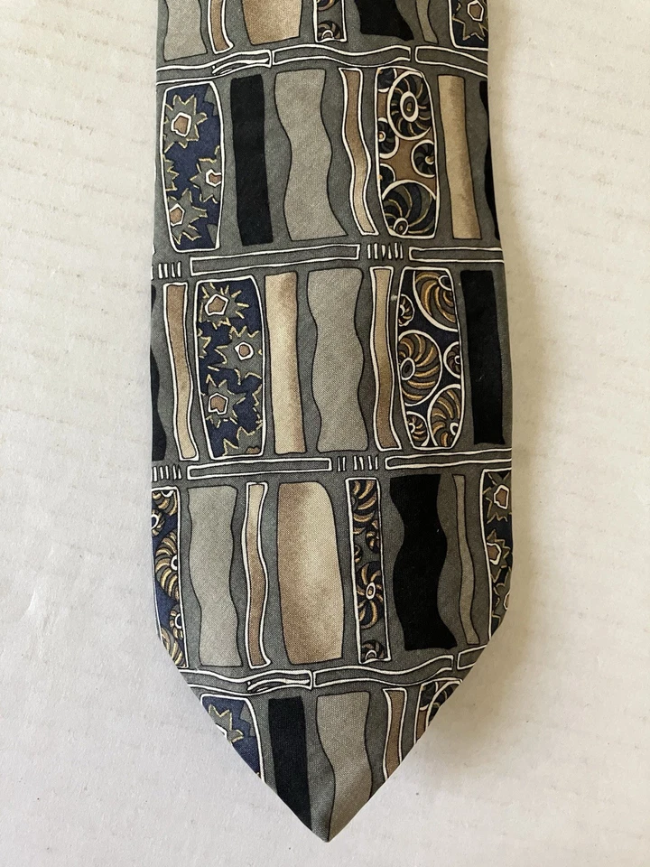Gravata masculina baixo seda cetim cinza bronzeado preto branco geométrico feita nos EUA 58" - Imagem 1 de 4