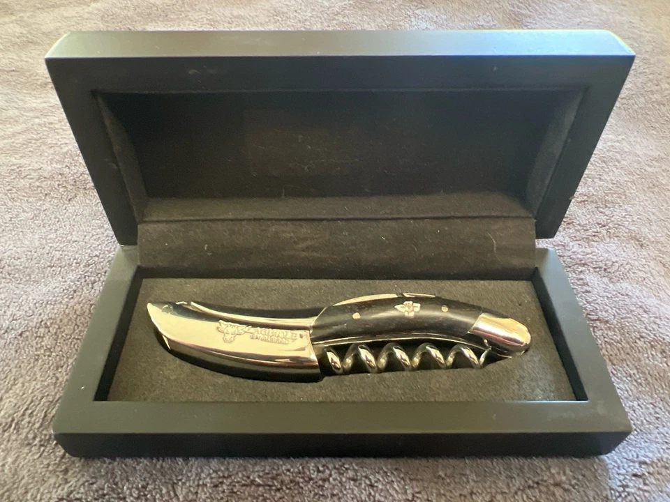 Sacacorchos Laguiole en Aubrac Sommelier - Mango de cuerno de búfalo Foto 1 de 1