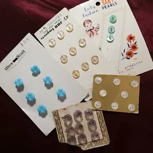 5 Sets Vintage Antique Diminutive Tiny Buttons On Cards 35 Pieces Glass And... - Picture 1 of 10