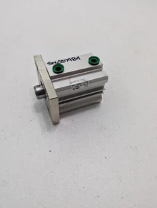 SMC CDQ2F32-25DC Luftzylinder - Bild 1 von 3