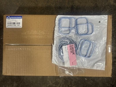 Carcaça de filtro de óleo de motor Mopar 2014-2023 original do fabricante Mopar + juntas 68596317AA - Imagem 1 de 4