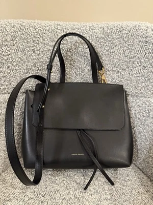 Bolso Bandolera Mansur Gavriel Dama Cuero Negro Raíz Loto Rosa Interior Foto 1 de 4
