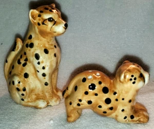 Cracker Barrel Ceramic Cheetah Salt & Pepper Shakers NIB - Picture 1 of 8