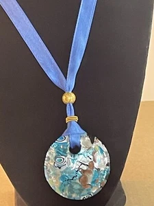 Handgefertigte Multi blaue dichroitische geschmolzene Glas Anhänger Halskette - Bild 1 von 11