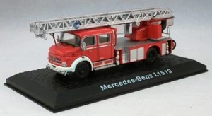 ATLAS EDITIONS MERCEDES-BENZ L1519 FIRE TRUCK JW09 - Picture 1 of 2