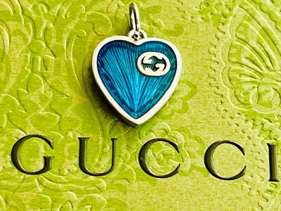 Gucci Colgante Corazón Azul Logo gg Foto 1 de 4