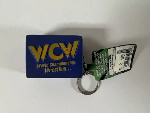 WCW  Keychain - 1998 Cover