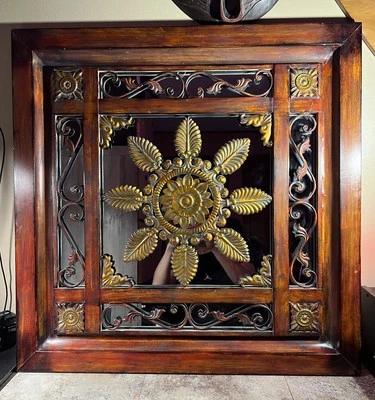 Decoração de Parede de Metal Vintage Grande 30x30 polegadas Com Espelho Dentro - Imagem 1 de 4