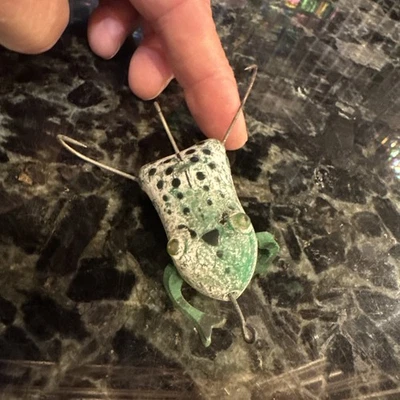 De colección Señuelo de Pesca Rana Halik Temprano Lago Alce, Minn. Años 40 Extremidades Faltantes BONITO Foto 1 de 4