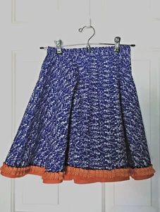 Girl's full circle, elastic waist Halloween skirt, handmade, size 7/8, skeletons - Picture 1 of 3