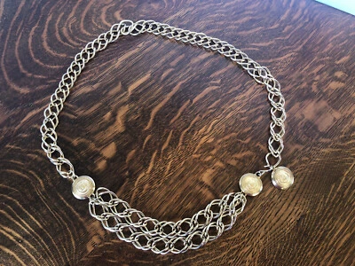 Cinturón de Cadera Doble Cadena Vintage Liz Claiborne Tono Dorado Cresta Medallones 35" Mod  Foto 1 de 4