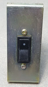 SANKEN AIRPAX R21-1RE 1-3-10.0A-2, 125V, T/A 13.5. - Picture 1 of 10