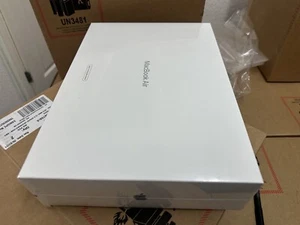 Apple MacBook Air Retina 13.3" 2020 512GB SSD 8GB Ram M1 Grey NEW Sealed CPO UK - Picture 1 of 4