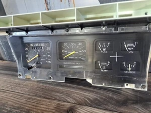 1980-1986 Ford F150 F250 Bronco Tachometer Tach Gauge Instrument Cluster Manual - Picture 1 of 4
