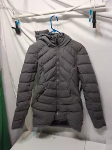 Women's Bench Hooded Gray winter Coat Parka Thinsulate Size Small - Picture 1 of 9