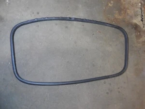 Window Molding Seal Gasket Hatch Tail Gate Glass 2005-2010 Jeep Grand Cherokee - Picture 1 of 8