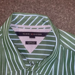 Camisa Tommy Hilfiger Para Hombre 2XL Botones Manga Larga Rayas Verde Clásica Rayas - Imagen 1 de 12