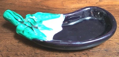 🍆 Vide Poche Aubergine en Faïence par Albert Ferlay Vallauris. Longueur 23 cm - Photo 1/4