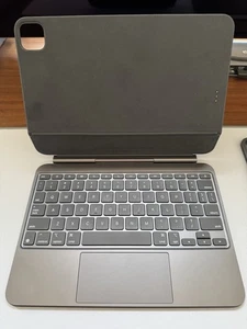 Magic Keyboard for iPad Pro 11-inch (M4) - US English - Black - Picture 1 of 4