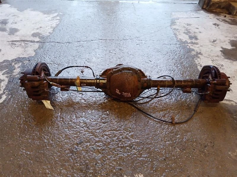 Rear Axle 3.73 Ratio from 2006 FORD F350 Super Duty 9145289 Foto 1 de 4