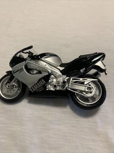 diecast 1/18 Scale Model Toy Motorcycle Yahama Delta Expo Thunderace 1000 Vtg - Picture 1 of 6