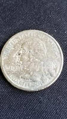 25 cent 2004 p,mint error - Image 1 of 3