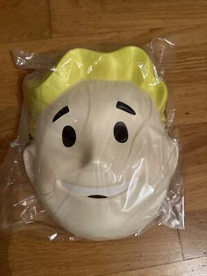 Fallout 4 Launch Night Vault Boy Mask - Image 1 of 2