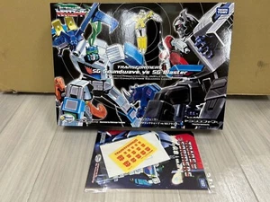 Takara Tomy e-Hobby Exclusive TF SG Soundwave vs SG Blaster Transformers Set New - Picture 1 of 2