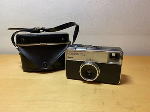 Usado - VINTAGE Photo camera KODAK INSTAMATIC 133-X Cámara de fotos - Con funda - Bild 1 von 19
